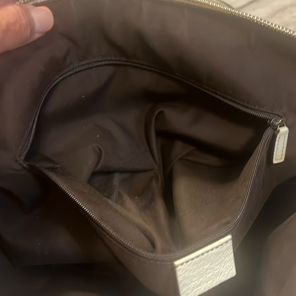 Authentic pre loved Gucci tote Bag - Picture 13 of 13
